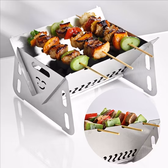 Amazon Hot Selling Acciaio Pieghevole Mini Pocket Barbecue portatile Fornello da picnic Piccole griglie a carbone BBQ all'aperto per picnic Garden Party Cooking Camping