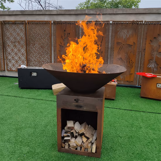 Braciere per barbecue in acciaio corten con anello per griglia